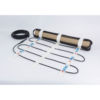 Mata grzejna DEVIsnow 300T 410W 230V 0.75x1.8m