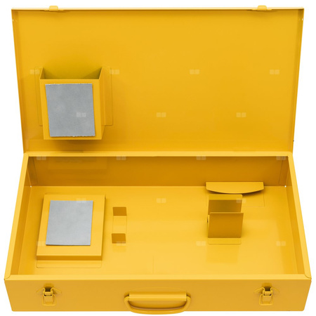 Skrzynka blaszana z wkładką