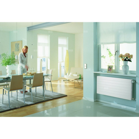 Grzejnik płytowy typ 33 KERMI X2 Line-K wym. 559 x 905 mm, kolor biały, moc 1883 W